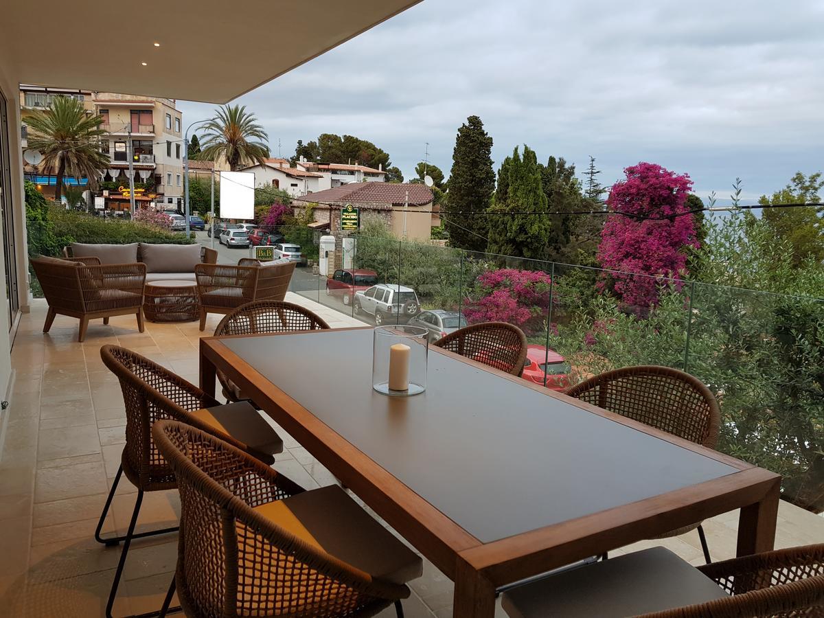 Iancu Charme Apartments Taormine Extérieur photo